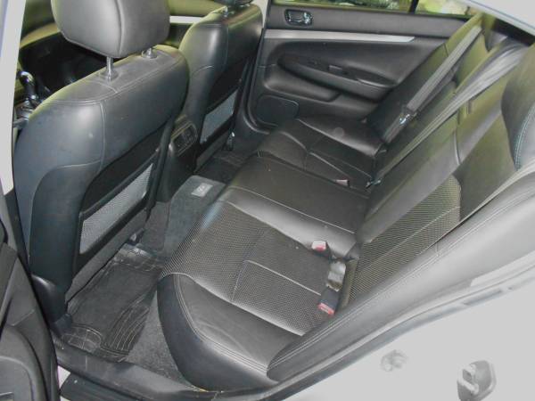 2011 Infiniti G25 Base — photo 11