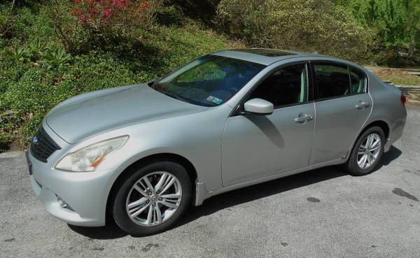 2011 Infiniti G25 Base — photo 1