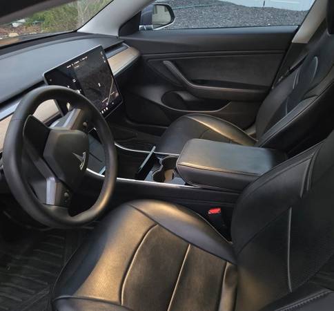 2020 Tesla Model 3 Long Range 4dr All-Wheel Drive Sedan Automatic — photo 11