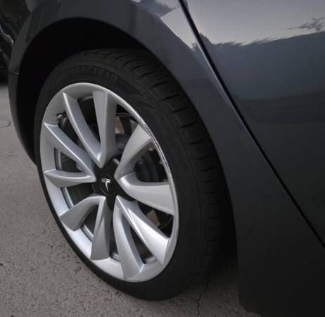 2020 Tesla Model 3 Long Range 4dr All-Wheel Drive Sedan Automatic — photo 7
