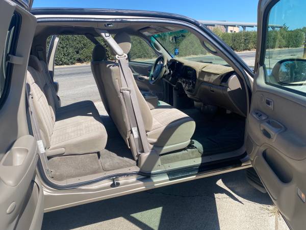 2006 Toyota Tundra SR5 V8 4dr 4x4 Access Cab 6 ft. box Automatic — photo 4