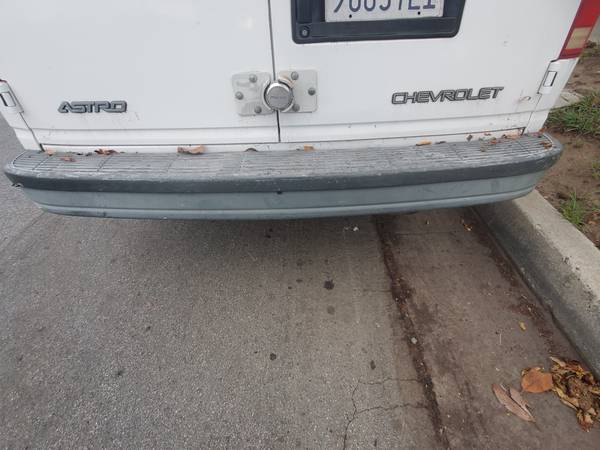 2005 Chevrolet Astro Base — photo 3