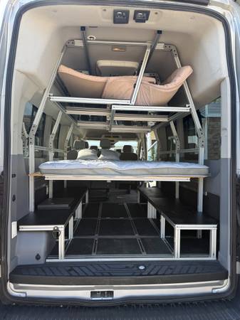2017 Ford Transit-350 Wagon — photo 6