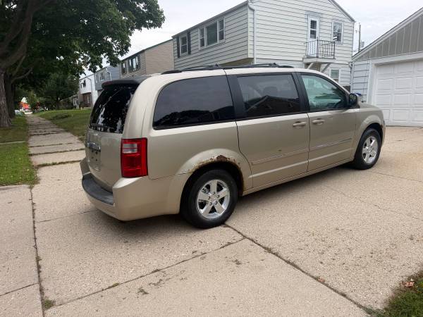 2009 Dodge Grand Caravan SXT Front-wheel Drive Passenger Van Automatic — photo 4