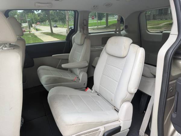 2009 Dodge Grand Caravan SXT Front-wheel Drive Passenger Van Automatic — photo 7