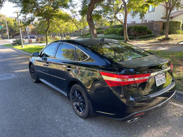 2013 Toyota Avalon XLE — photo 2