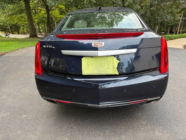 2016 Cadillac XTS Luxury Collection — photo 4