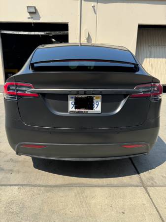 2019 Tesla Model X Base — photo 2