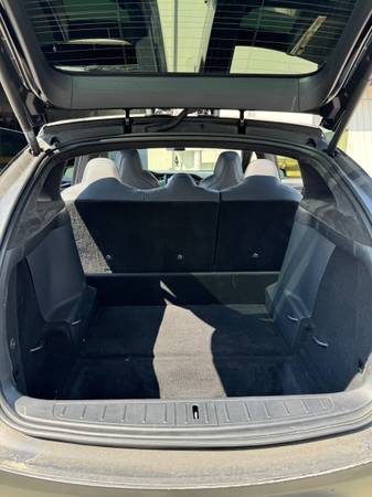 2019 Tesla Model X Base — photo 7
