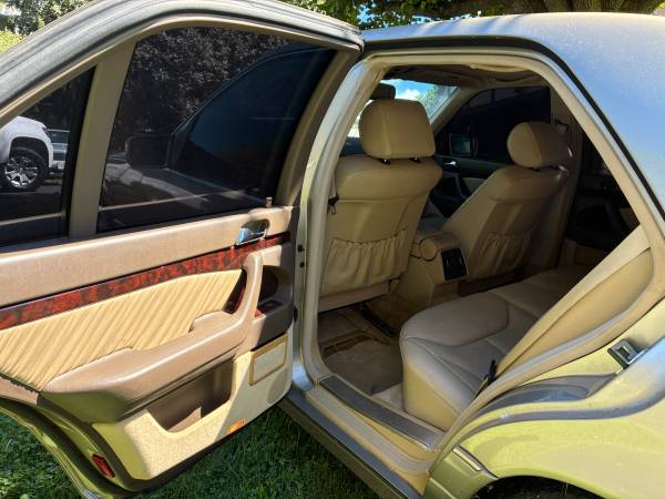 1996 Mercedes-Benz S320 Collector — photo 12
