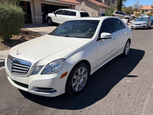 2013 Mercedes-Benz E350 — photo 1