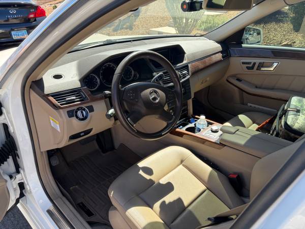 2013 Mercedes-Benz E350 — photo 2