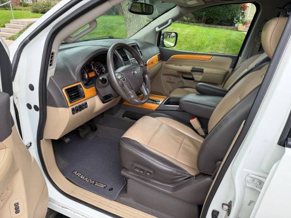 2013 Nissan Armada Platinum 4dr 4x2 Automatic — photo 12
