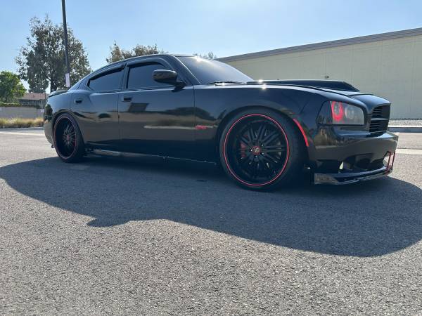 2007 Dodge Charger RT 4dr All-wheel Drive Sedan Automatic — photo 3
