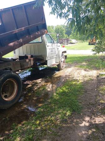 1994 Nissan Truck E 2dr X xtended Cab SB — photo 3
