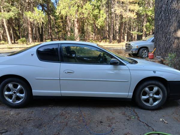 2000 Chevrolet Monte Carlo LS — photo 2