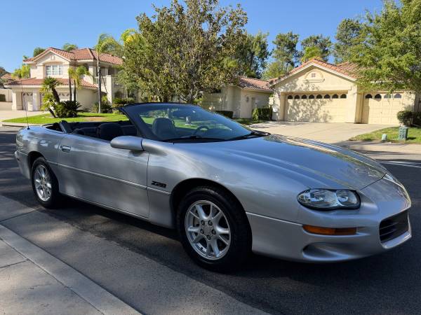 2000 Chevrolet Camaro Z28 2dr Convertible Manual — photo 3