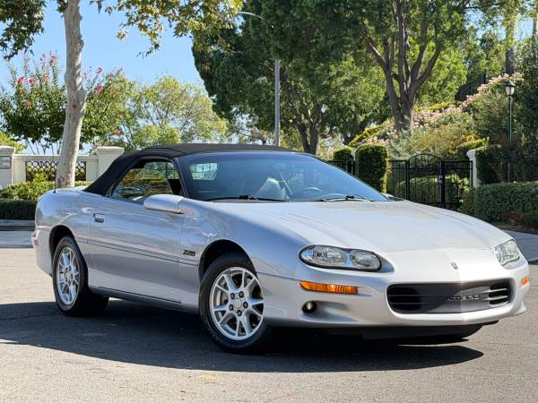 2000 Chevrolet Camaro Z28 2dr Convertible Manual — photo 2