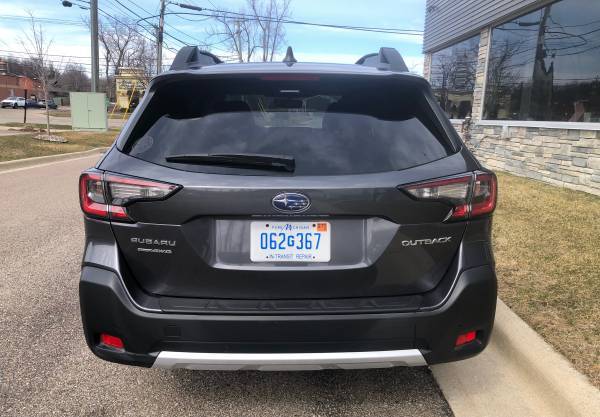 2023 Subaru Outback Base — photo 7