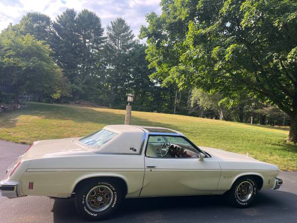 1975 Oldsmobile Cutlass — photo 2