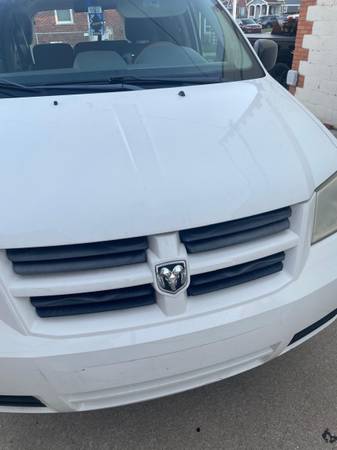 2020 Dodge Van — photo 1