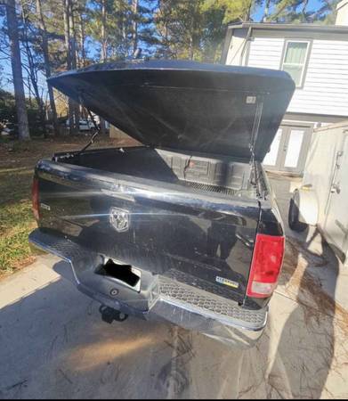 2012 Dodge Ram Truck — photo 3