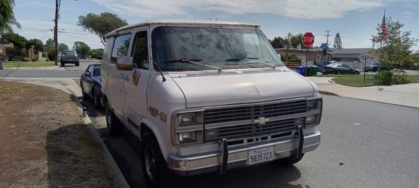 1987 Chevrolet Chevy VAN G10 3dr Cargo Van — photo 4