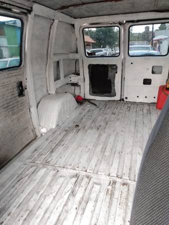 1987 Chevrolet Chevy VAN G10 3dr Cargo Van — photo 7