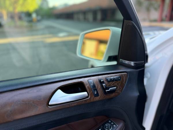 2016 Mercedes-Benz GL-Class Base GL 350 BlueTEC — photo 10