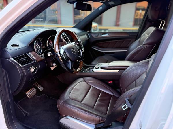 2016 Mercedes-Benz GL-Class Base GL 350 BlueTEC — photo 9