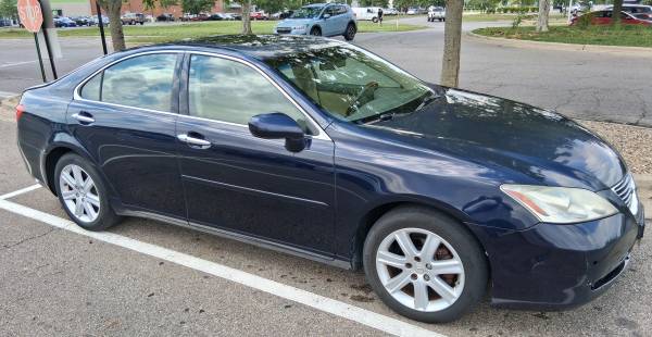 2008 Lexus ES 350 Base 4dr Sedan Automatic — photo 2