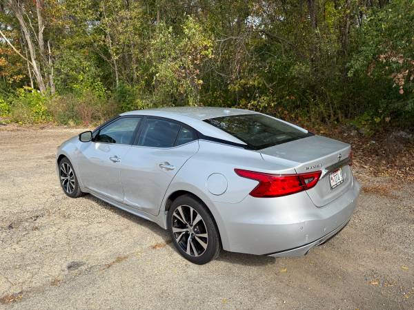 2018 Nissan Maxima 3.5 SV — photo 2