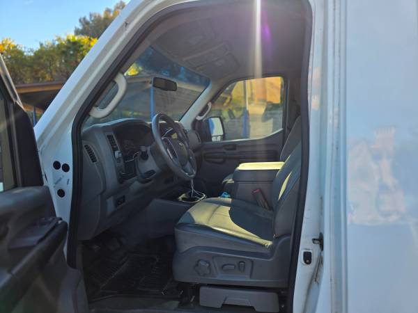 2012 Nissan Nv 69kmiles — photo 12
