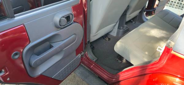 2007 Jeep Wrangler Unlimited Sahara — photo 12