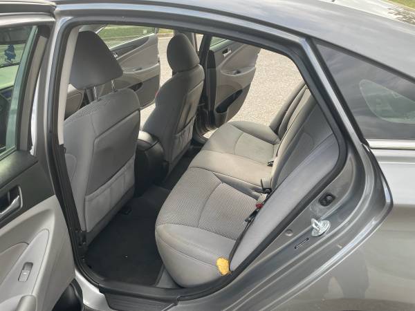 2013 Hyundai Sonata SE — photo 10