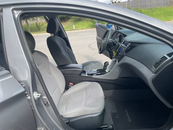 2013 Hyundai Sonata SE — photo 5