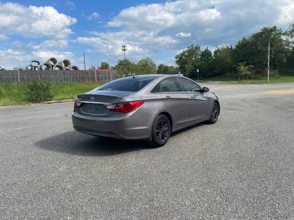 2013 Hyundai Sonata SE — photo 3