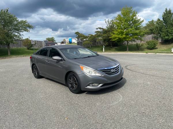 2013 Hyundai Sonata SE — photo 2