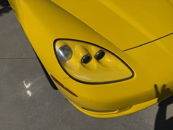2005 Chevrolet Corvette Base 2dr Coupe Manual — photo 6