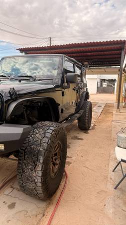 2009 Jeep Wrangler X 2dr 4x4 Manual — photo 2