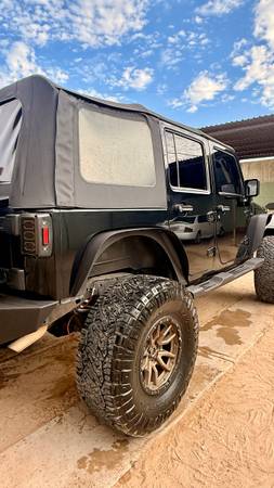 2009 Jeep Wrangler X 2dr 4x4 Manual — photo 3