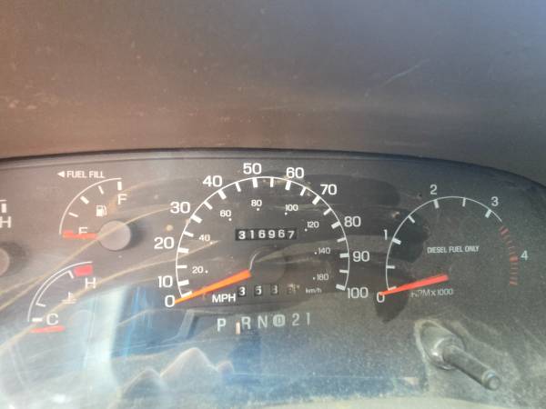 1999 Ford E 350 Super Duty XL Wagon Automatic — photo 3