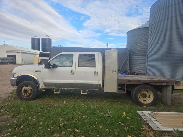 1999 Ford E 350 Super Duty XL Wagon Automatic — photo 1