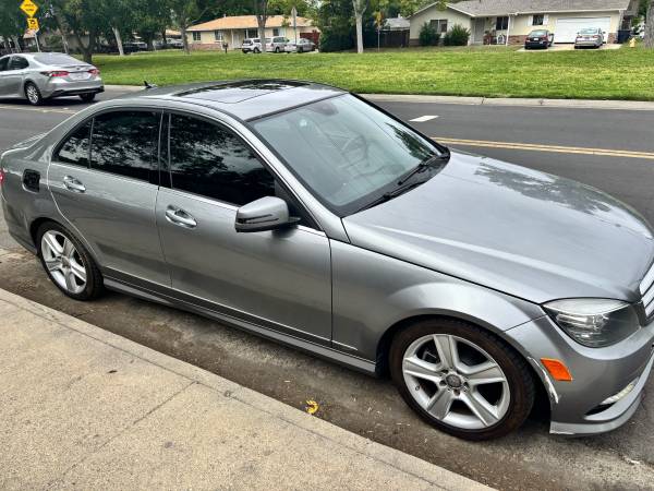 2011 Mercedes-Benz 151k — photo 2
