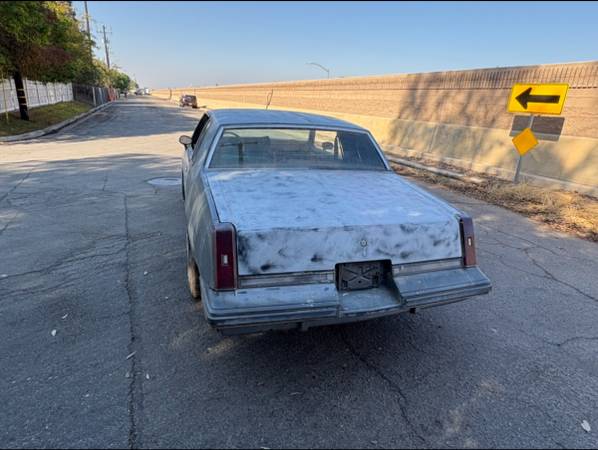 1986 Oldsmobile Cutlass Supreme Base 2dr Coupe — photo 3