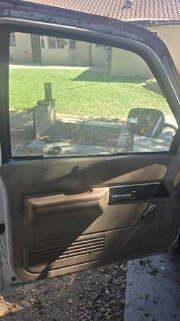 1998 Chevrolet Chevy VAN Base 3dr G3500 Cargo Van — photo 4