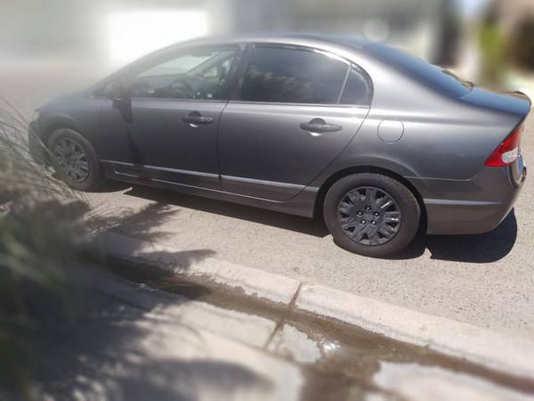 2011 Honda Civic LX-S 4dr Sedan Automatic — photo 2