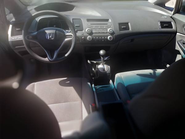 2011 Honda Civic LX-S 4dr Sedan Automatic — photo 6