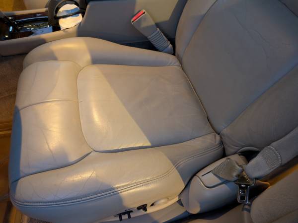 2001 Cadillac Seville SLS 4dr Sedan Automatic — photo 6