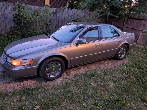 2001 Cadillac Seville SLS 4dr Sedan Automatic — photo 1